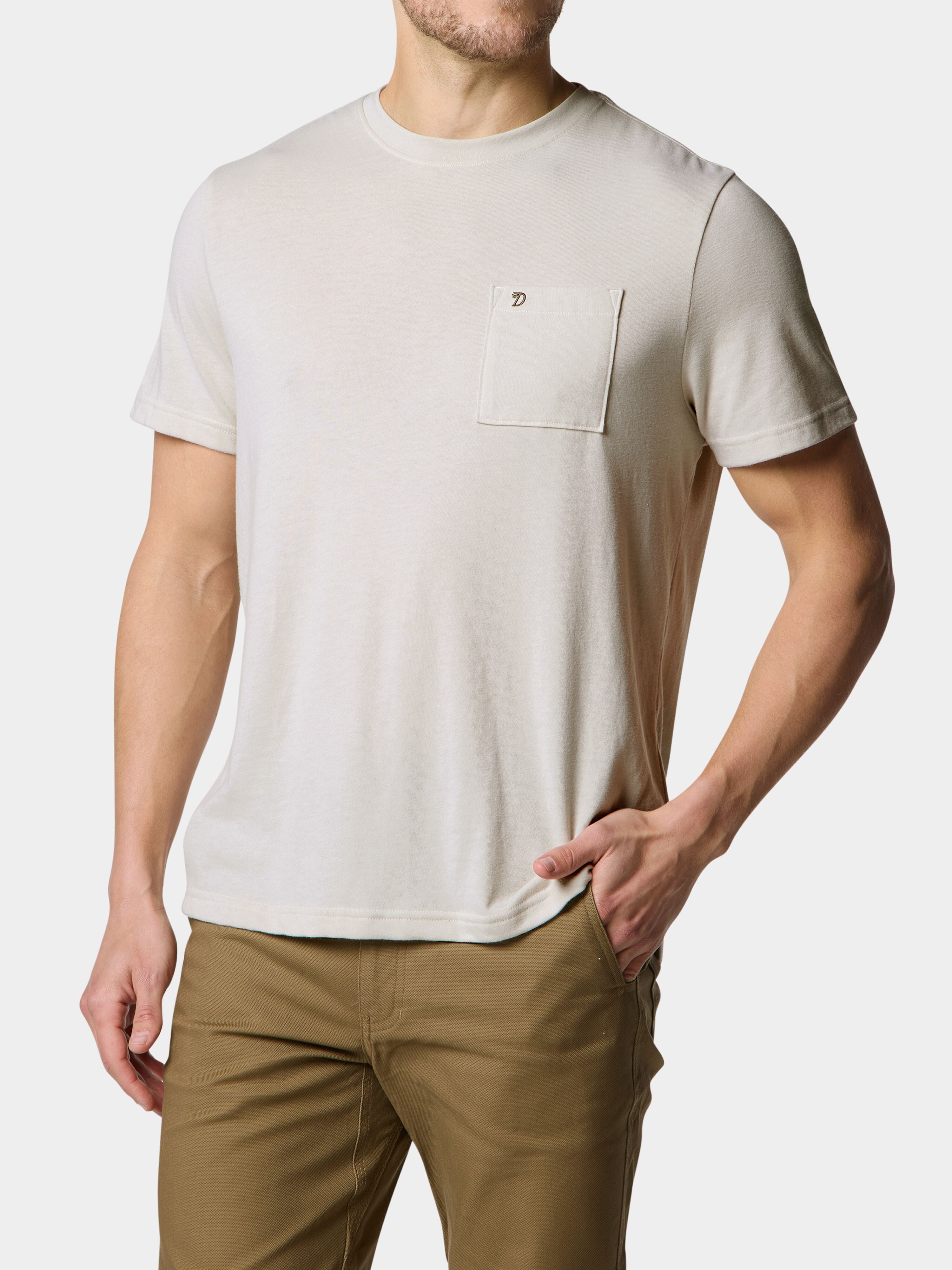 M's Essential drireleaseÂ® Tee - Sanddollar