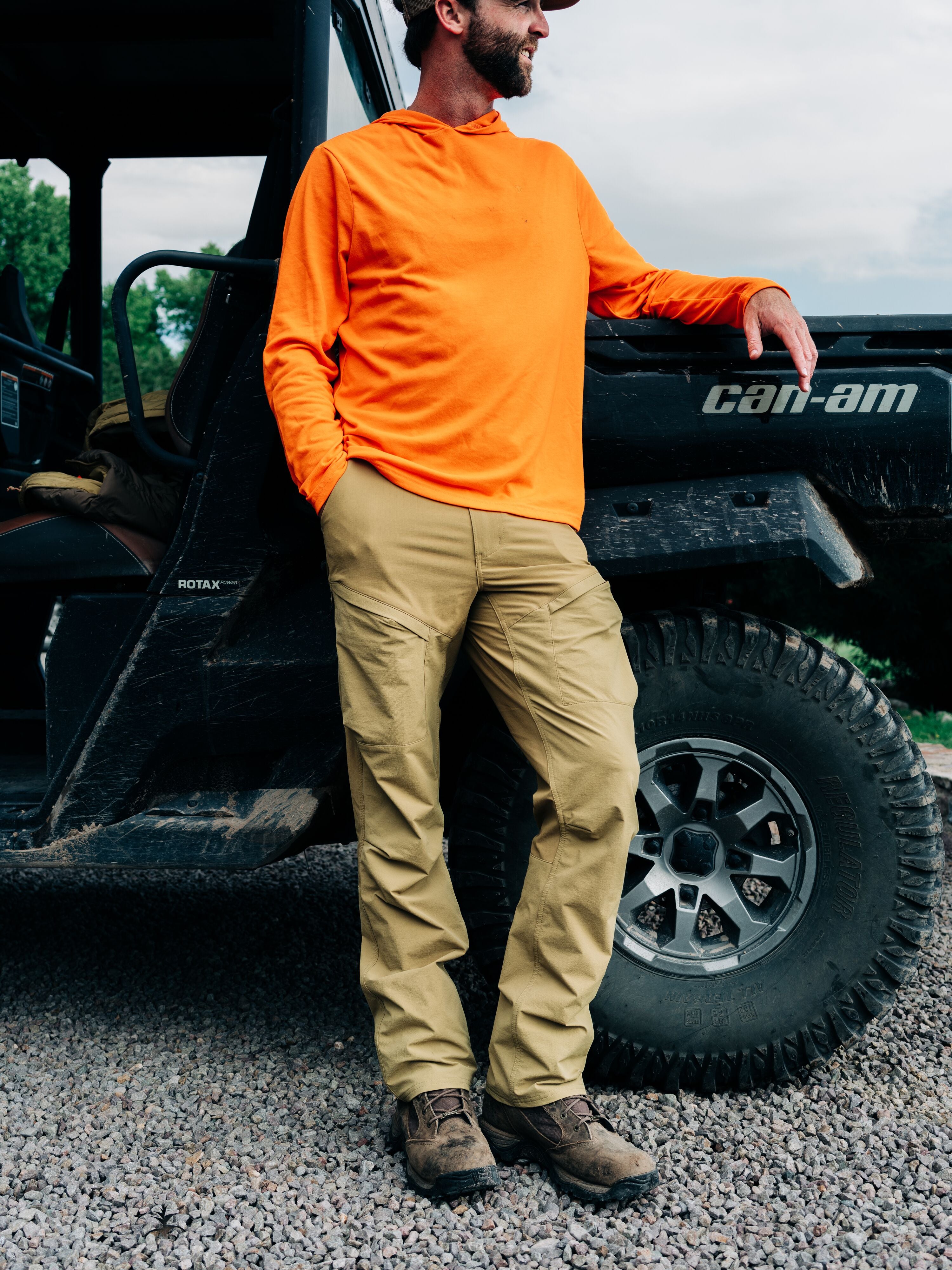 Men's Field Tech Guide Pants - Wheat