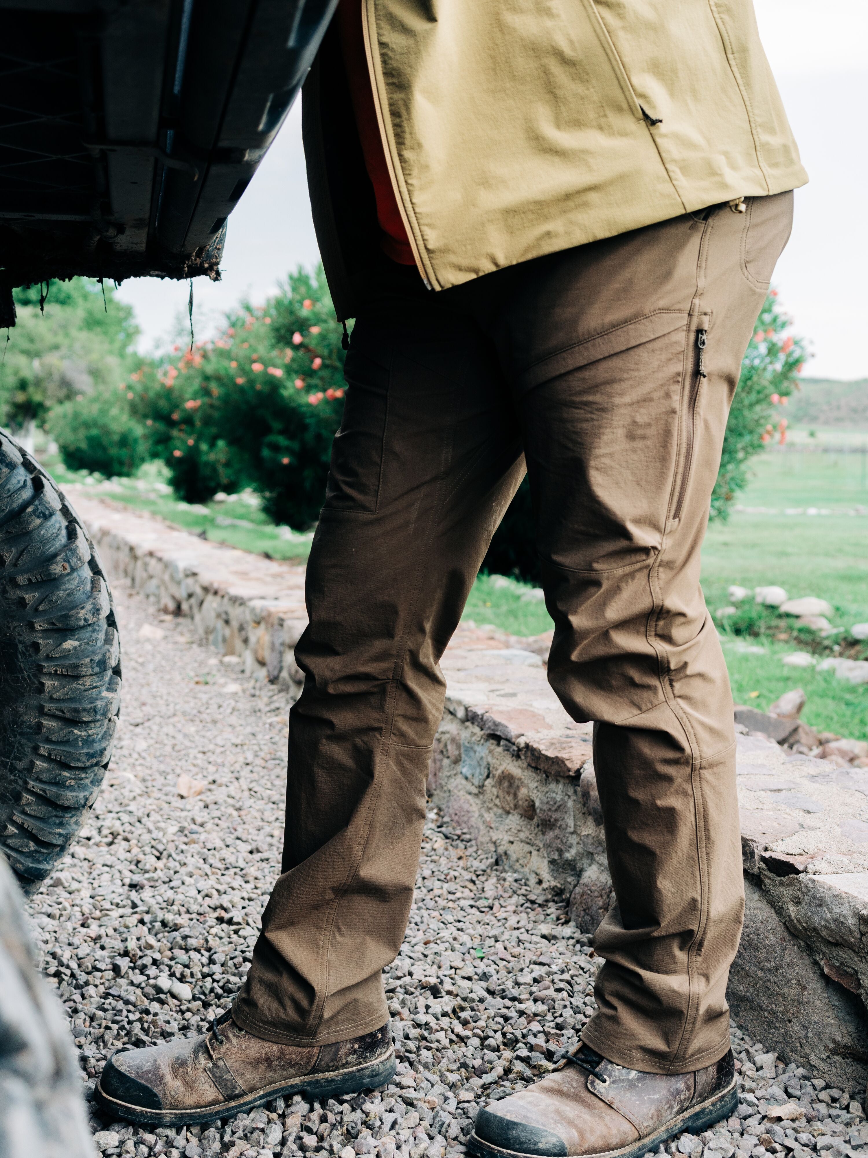 Men's Field Tech Guide Pants - Pin Oak