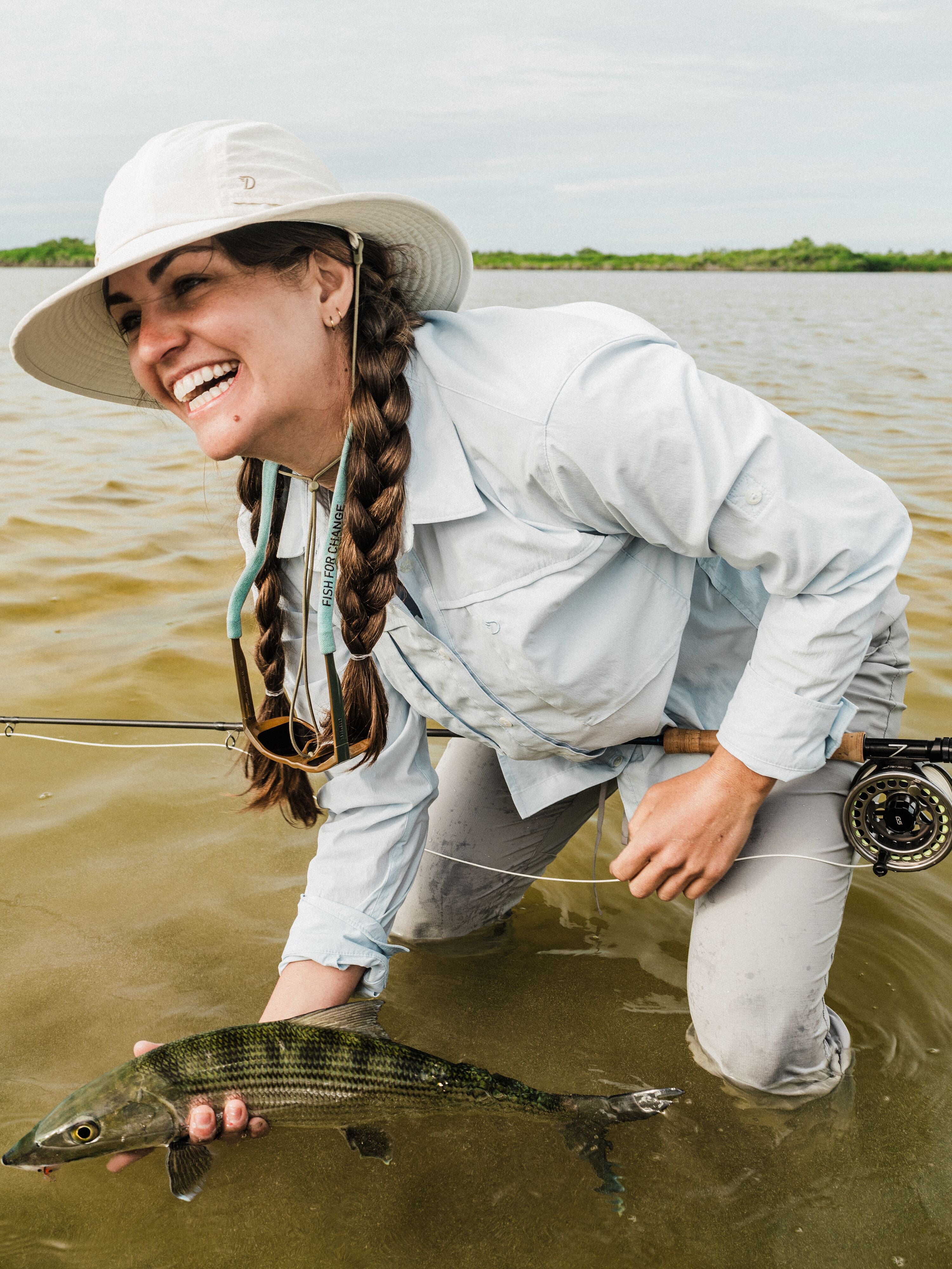 Women's Lightweight Fishing Shirt Long Sleeve - Ice Water